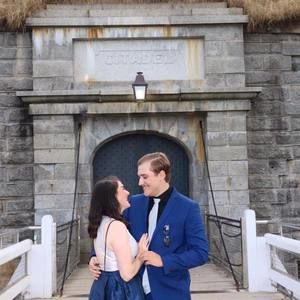 Meet your Posher, Danielle